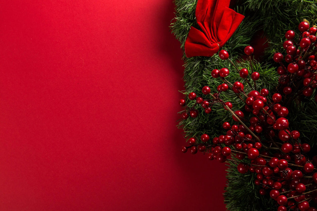 The Best Christmas Tree Colors to Try This Year