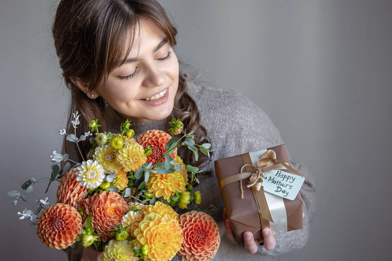 Making Birthdays Extra Special: Adding Personal Touches to Flower Gifts