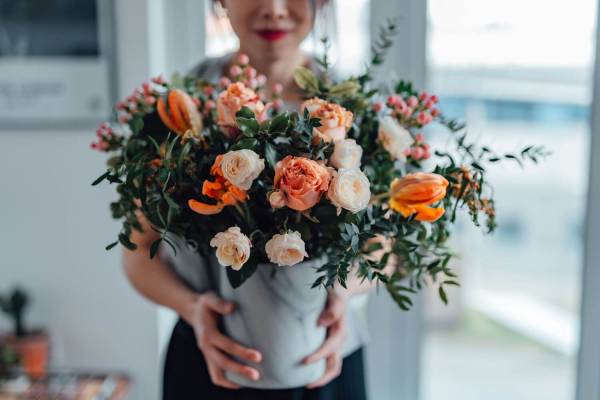 Choosing the Right Florist for Flower Delivery in Singapore: Tips and Recommendations