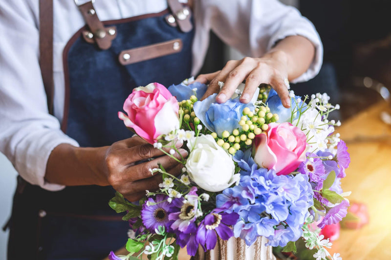 Choosing the Right Floral Tripod Stand: A Buying Guide
