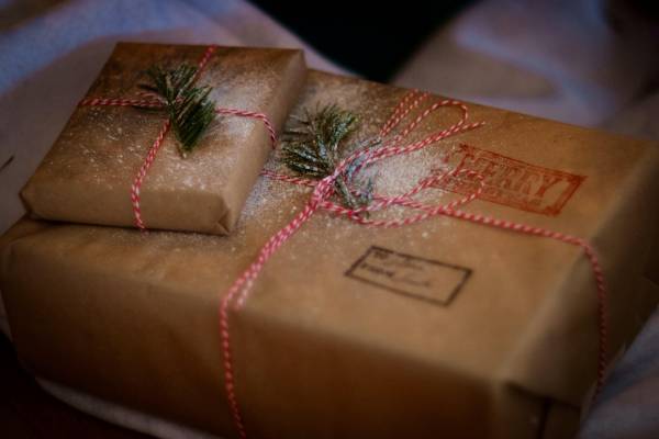 10 Best Christmas gifts for your friends and family
