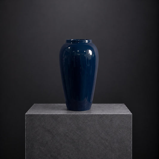 Midnight Grace Vase | 33H x 14D