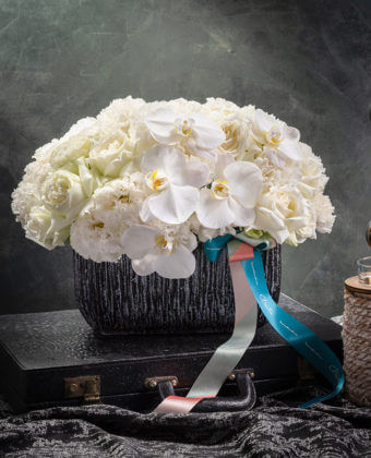 Delphinus Floral Styling in Vase