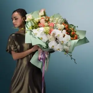 https://beato.com.sg/product/our-garden-of-secrets-flower-bouquet/